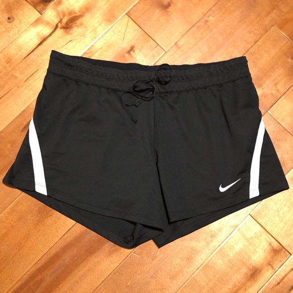 Nike Pants - Nike Dri-Fit Athletic Infiknit Training ShortsSz L